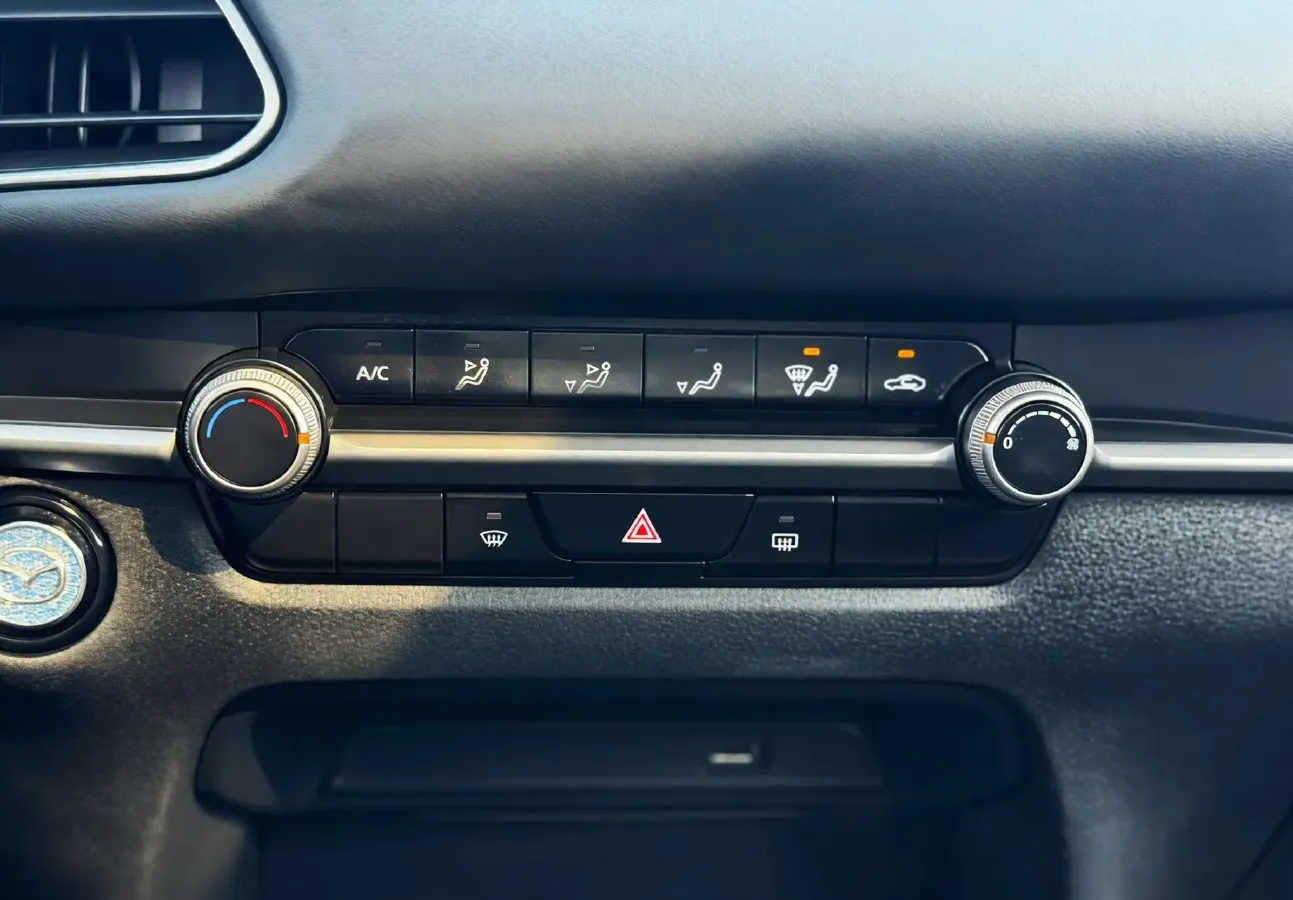 2021 Mazda CX-30 2.0L 158HP L4 6AT,autocango,china used car exporter,china ev exporter,chinese used car exporter,chinese used ev exporter