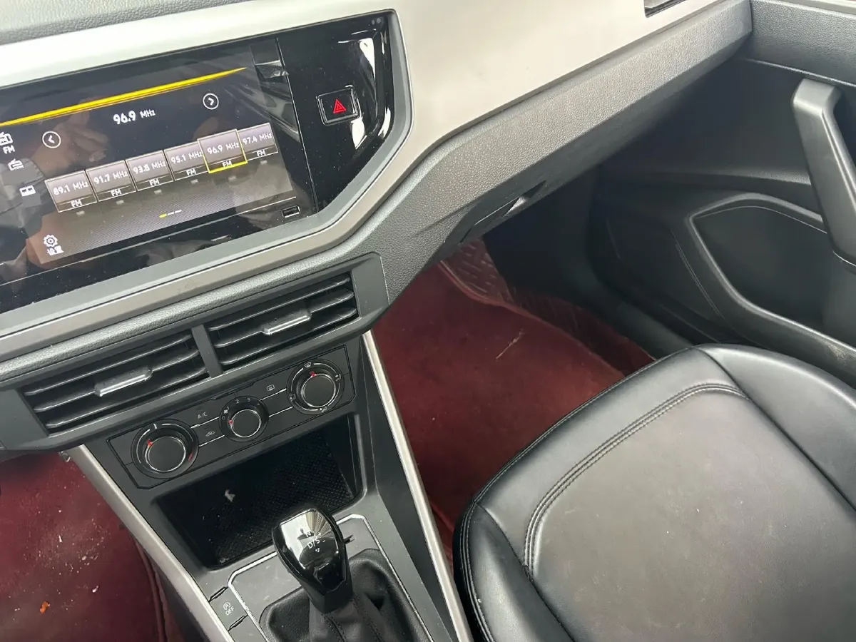 2021 Haval H6 1.5T 169HP L4 7DCT,autocango,china used car exporter,china ev exporter,chinese used car exporter,chinese used ev exporter