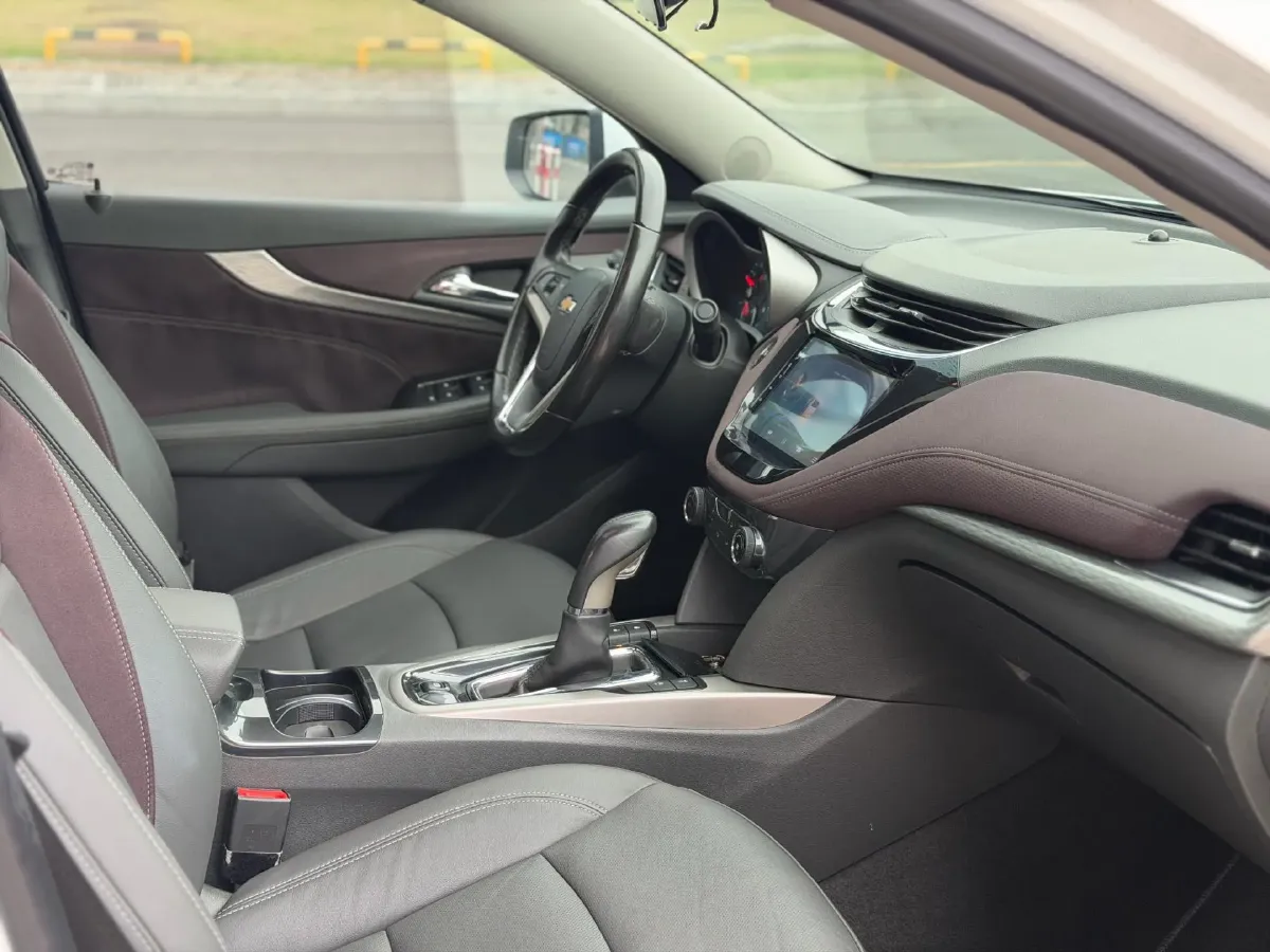 2018 Chevrolet Malibu 1.5T 170HP L4 6AT,autocango,china used car exporter,china ev exporter,chinese used car exporter,chinese used ev exporter