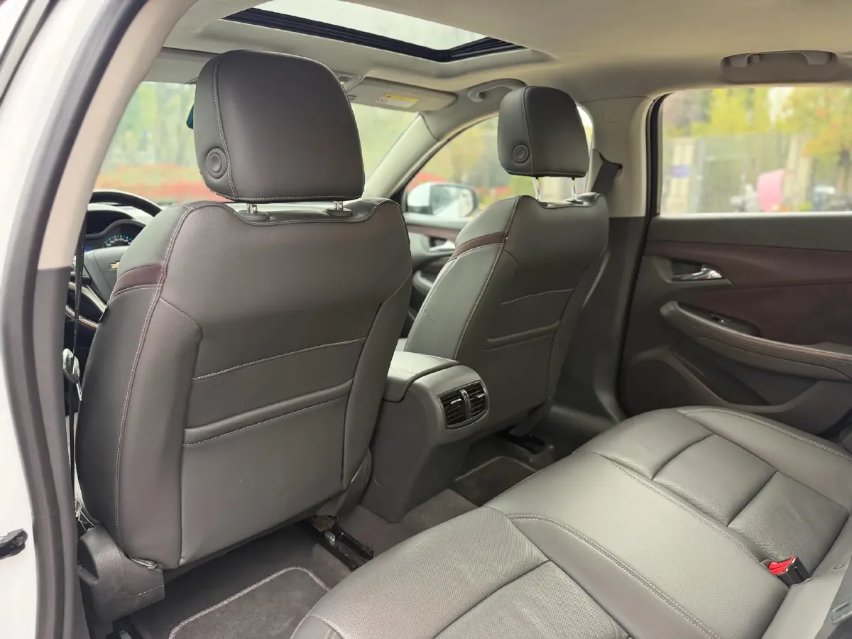 2018 Chevrolet Malibu 1.5T 170HP L4 6AT,autocango,china used car exporter,china ev exporter,chinese used car exporter,chinese used ev exporter