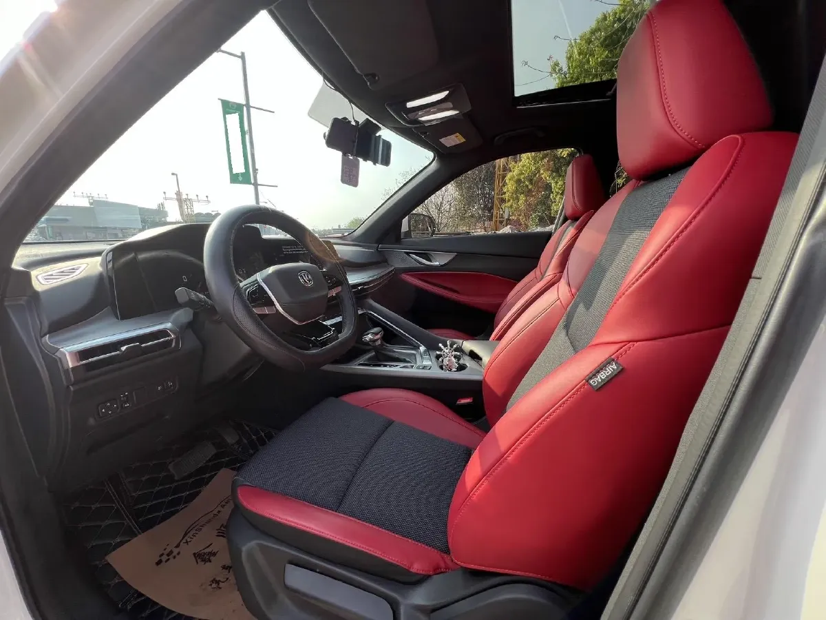 2023 ChangAn CS35 Plus 1.4T 160HP L4 7DCT,autocango,china used car exporter,china ev exporter,chinese used car exporter,chinese used ev exporter