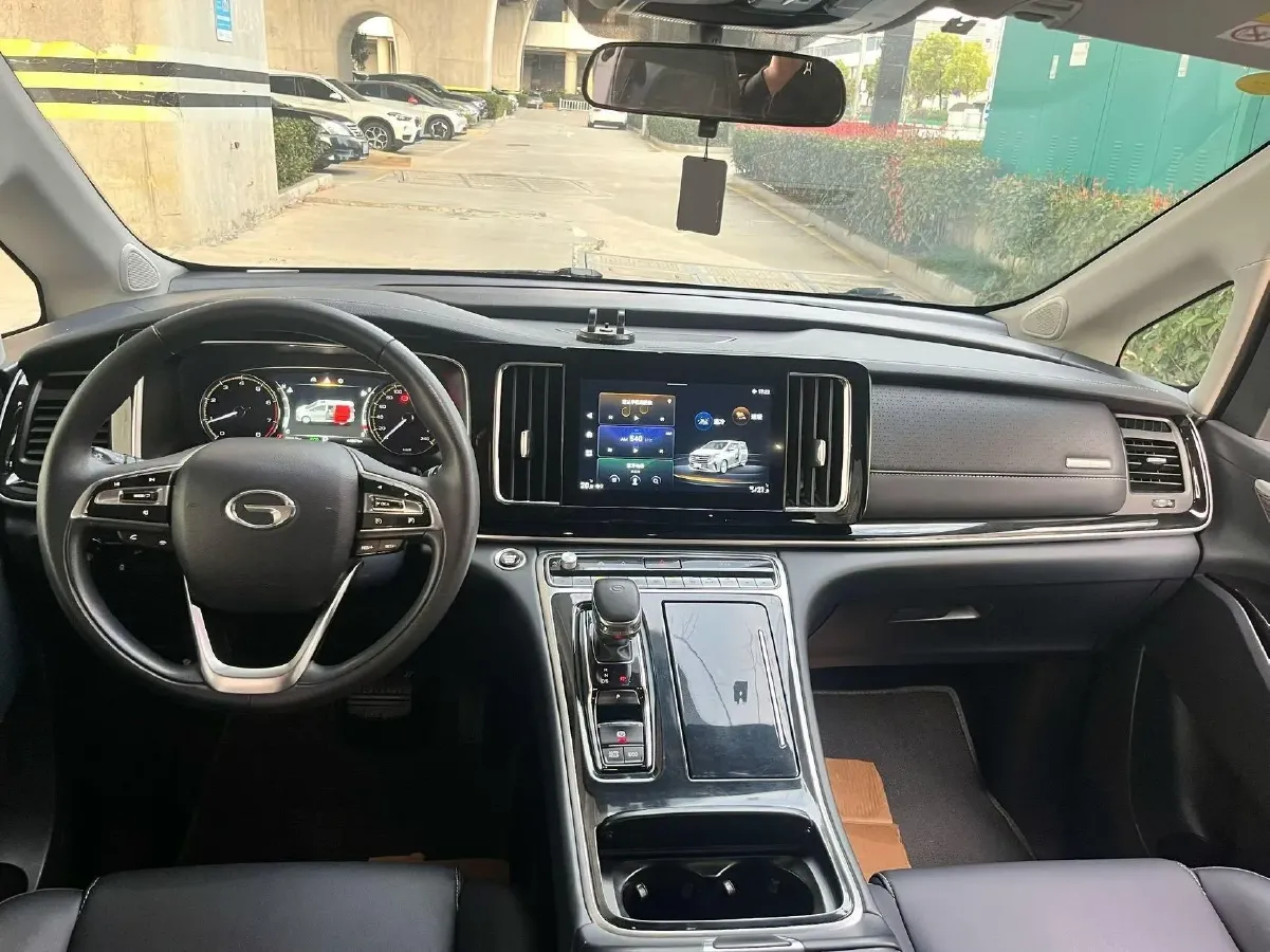 2021 GAC Trumpchi M8 2.0T 252HP L4 8AT,autocango,china used car exporter,china ev exporter,chinese used car exporter,chinese used ev exporter