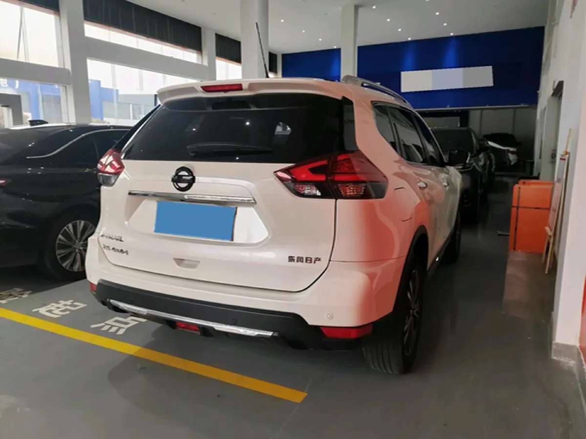 2021 Nissan X-Trail 2.5L 181HP L4 CVT,autocango,china used car exporter,china ev exporter,chinese used car exporter,chinese used ev exporter