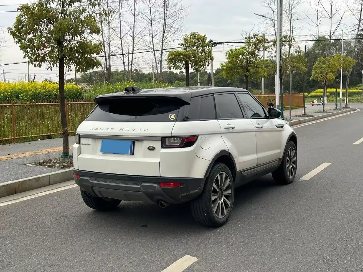 2018 Land Rover Range Rover Evoque 2.0T 241HP L4 9AT,autocango,china used car exporter,china ev exporter,chinese used car exporter,chinese used ev exporter
