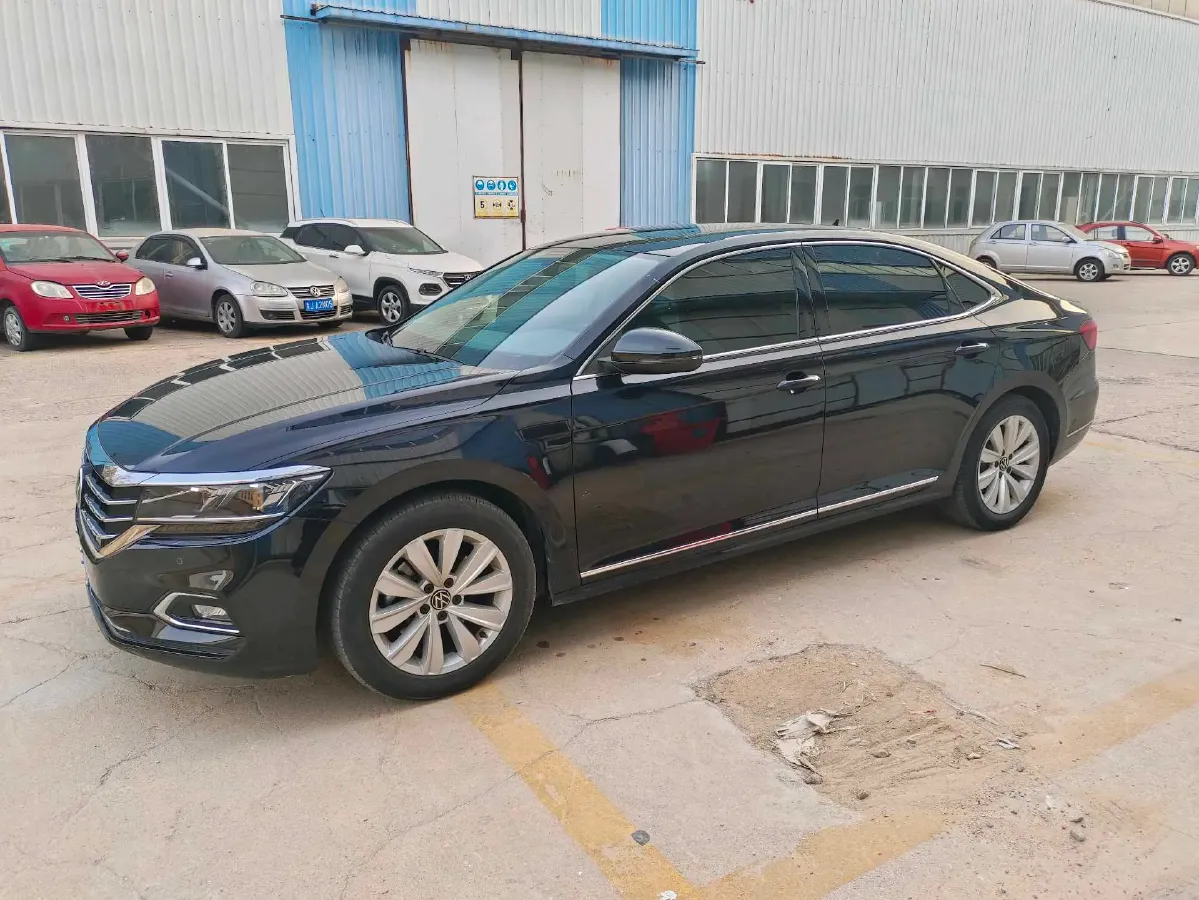 2020 Volkswagen Passat 2.0T 186HP L4 7DCT,autocango,china used car exporter,china ev exporter,chinese used car exporter,chinese used ev exporter