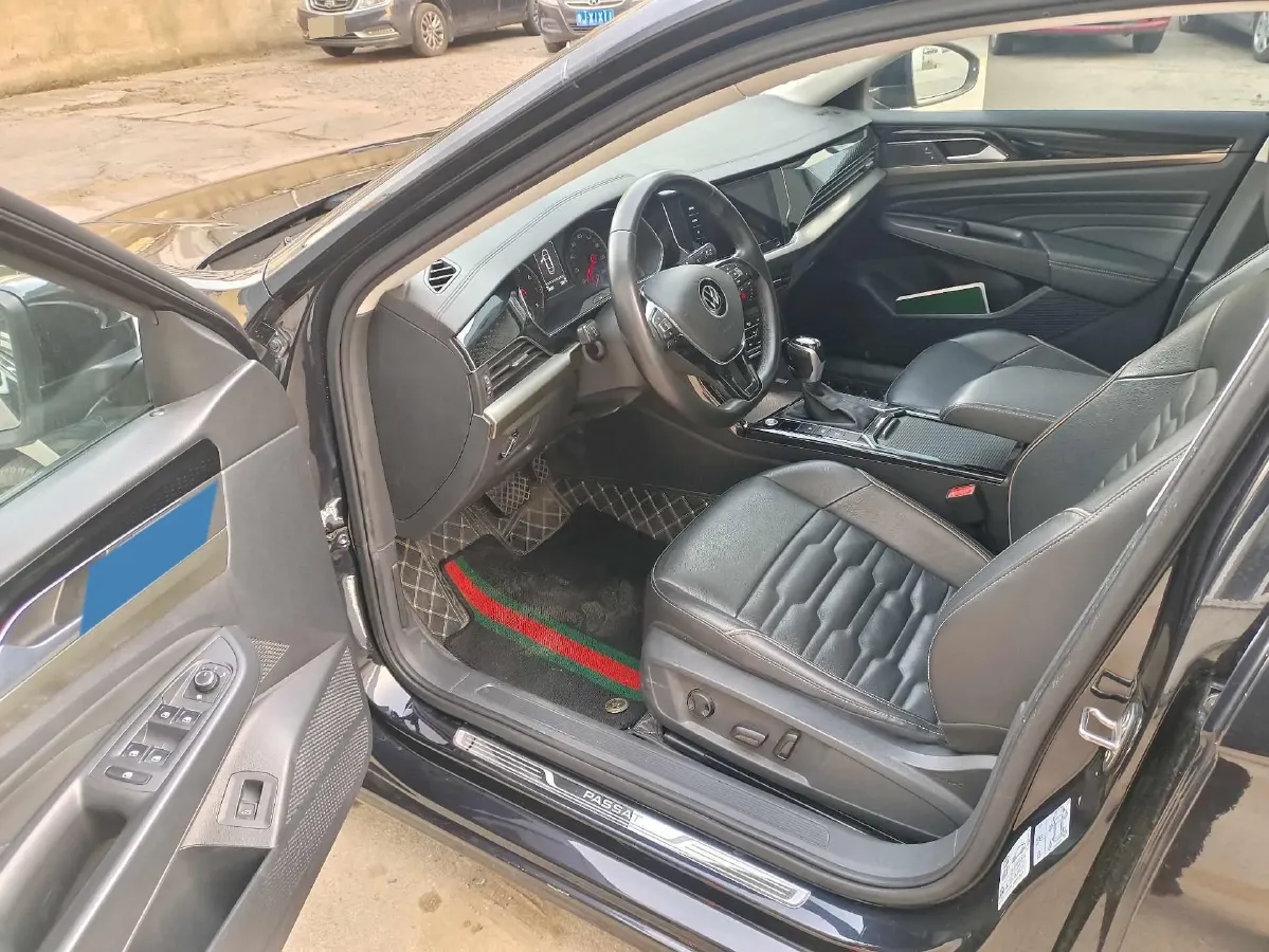 2020 Volkswagen Passat 2.0T 186HP L4 7DCT,autocango,china used car exporter,china ev exporter,chinese used car exporter,chinese used ev exporter