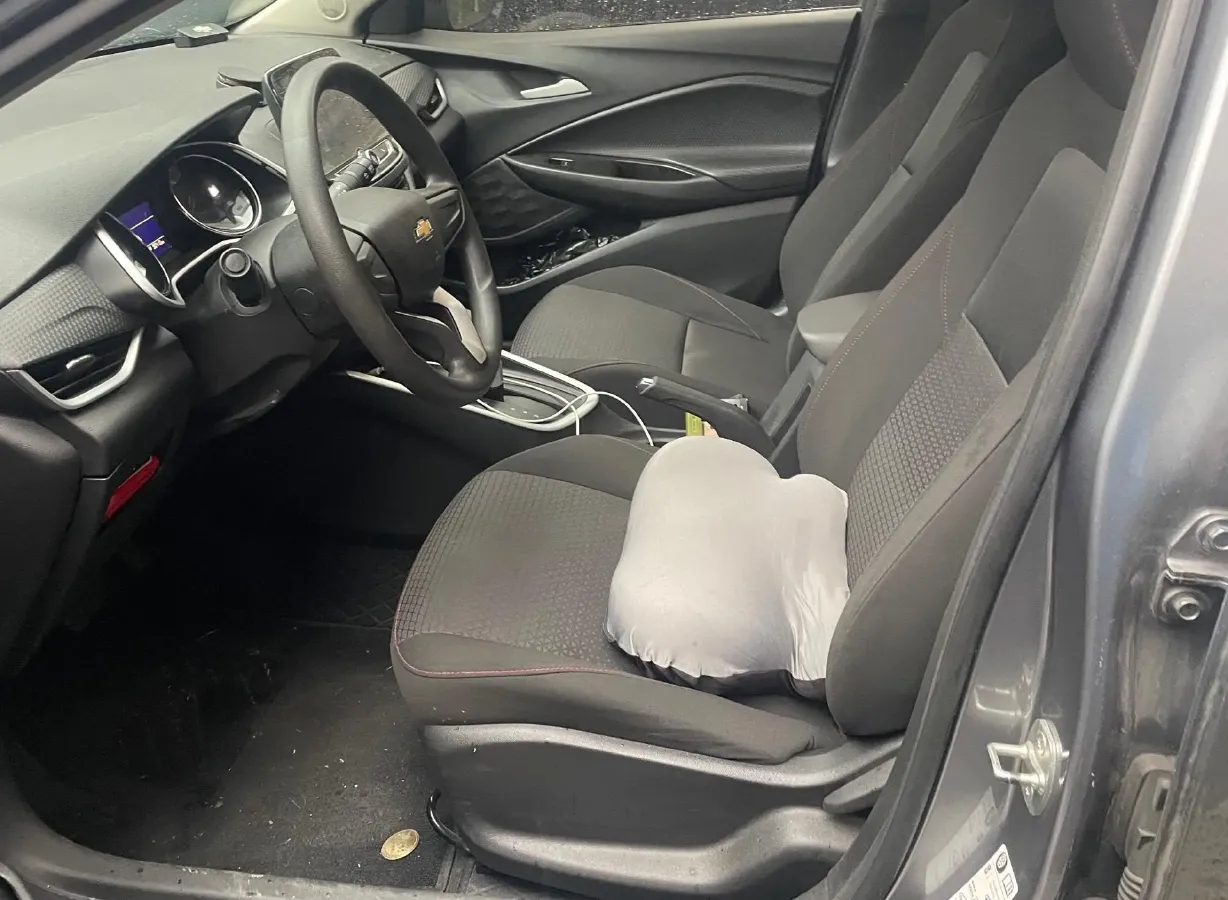 2020 Chevrolet Cavalier 1.0T 125HP L3 6AT,autocango,china used car exporter,china ev exporter,chinese used car exporter,chinese used ev exporter