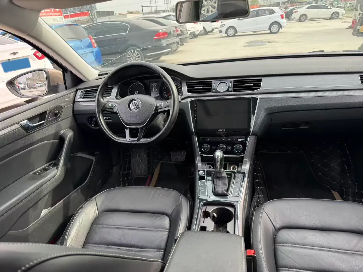 2017 Volkswagen Passat 1.8T 180HP L4 7DCT,autocango,china used car exporter,china ev exporter,chinese used car exporter,chinese used ev exporter