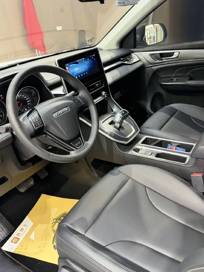 2021 Haval M6 1.5T 150HP L4 7DCT,autocango,china used car exporter,china ev exporter,chinese used car exporter,chinese used ev exporter