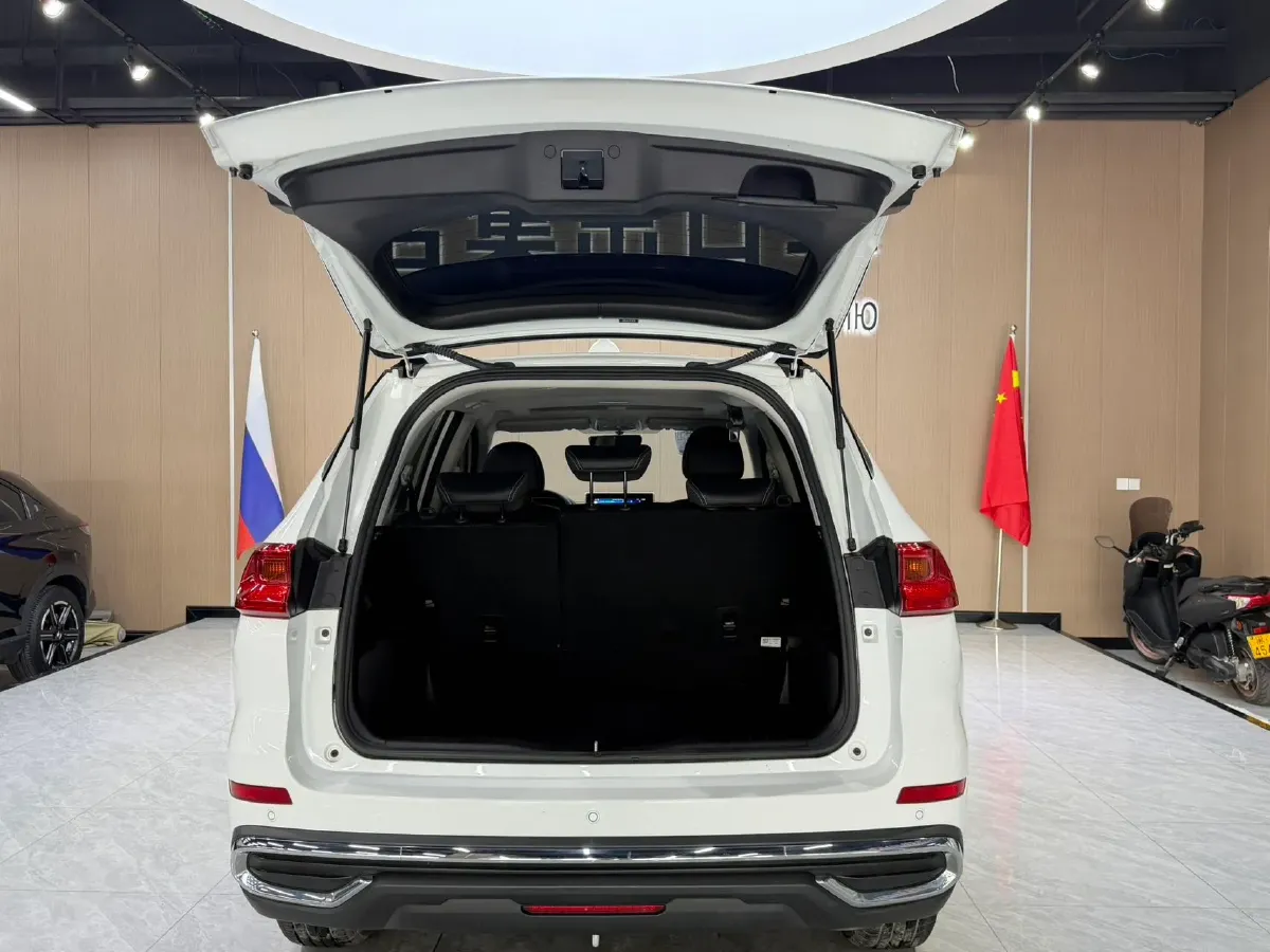 2021 Haval M6 1.5T 150HP L4 7DCT,autocango,china used car exporter,china ev exporter,chinese used car exporter,chinese used ev exporter