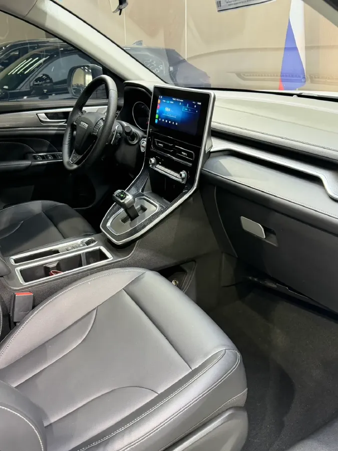 2021 Haval M6 1.5T 150HP L4 7DCT,autocango,china used car exporter,china ev exporter,chinese used car exporter,chinese used ev exporter