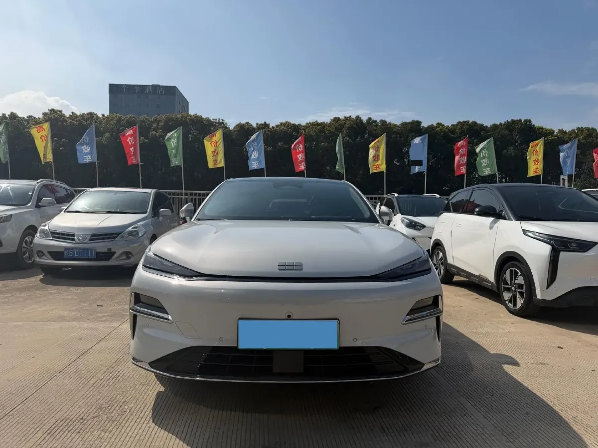 2025 Geely Galaxy Starshine 8 1.5L 112HP L4 1DHT PHEV,autocango,china used car exporter,china ev exporter,chinese used car exporter,chinese used ev exporter