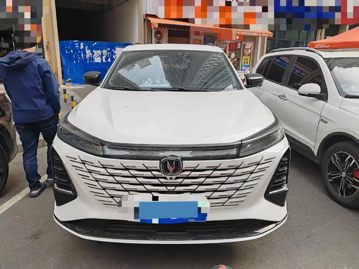 2024 ChangAn CS75 Plus 1.5T 188HP L4 8AT,autocango,china used car exporter,china ev exporter,chinese used car exporter,chinese used ev exporter
