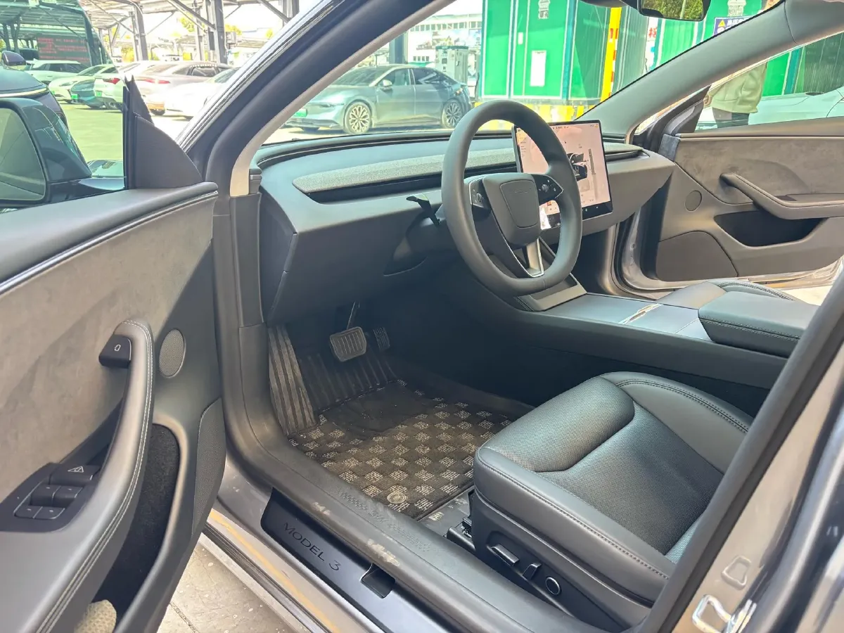 2025 Tesla Model 3 BEV,autocango,china used car exporter,china ev exporter,chinese used car exporter,chinese used ev exporter