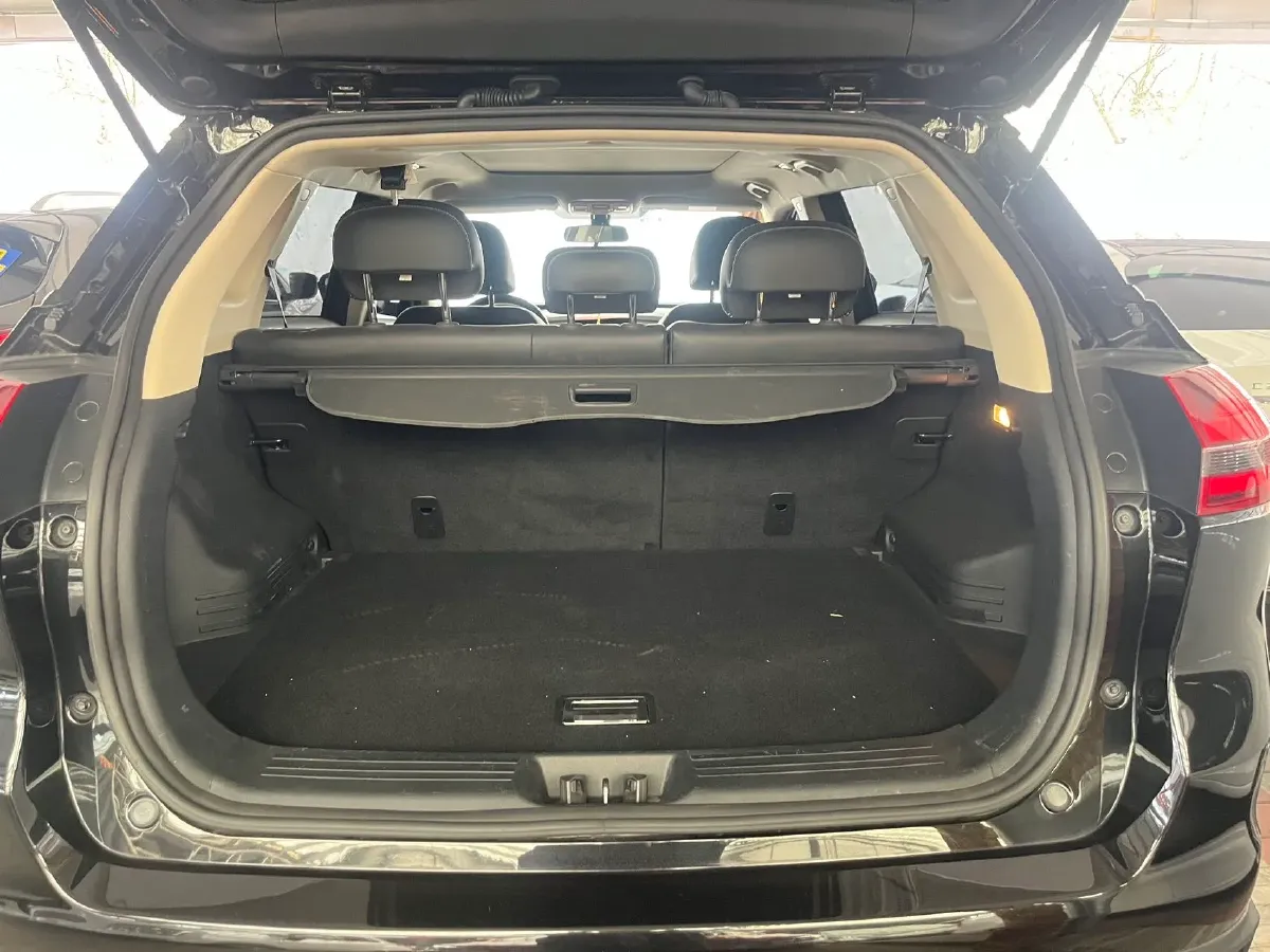 2018 Geely Azkarra 1.8T 184HP L4 6AT,autocango,china used car exporter,china ev exporter,chinese used car exporter,chinese used ev exporter