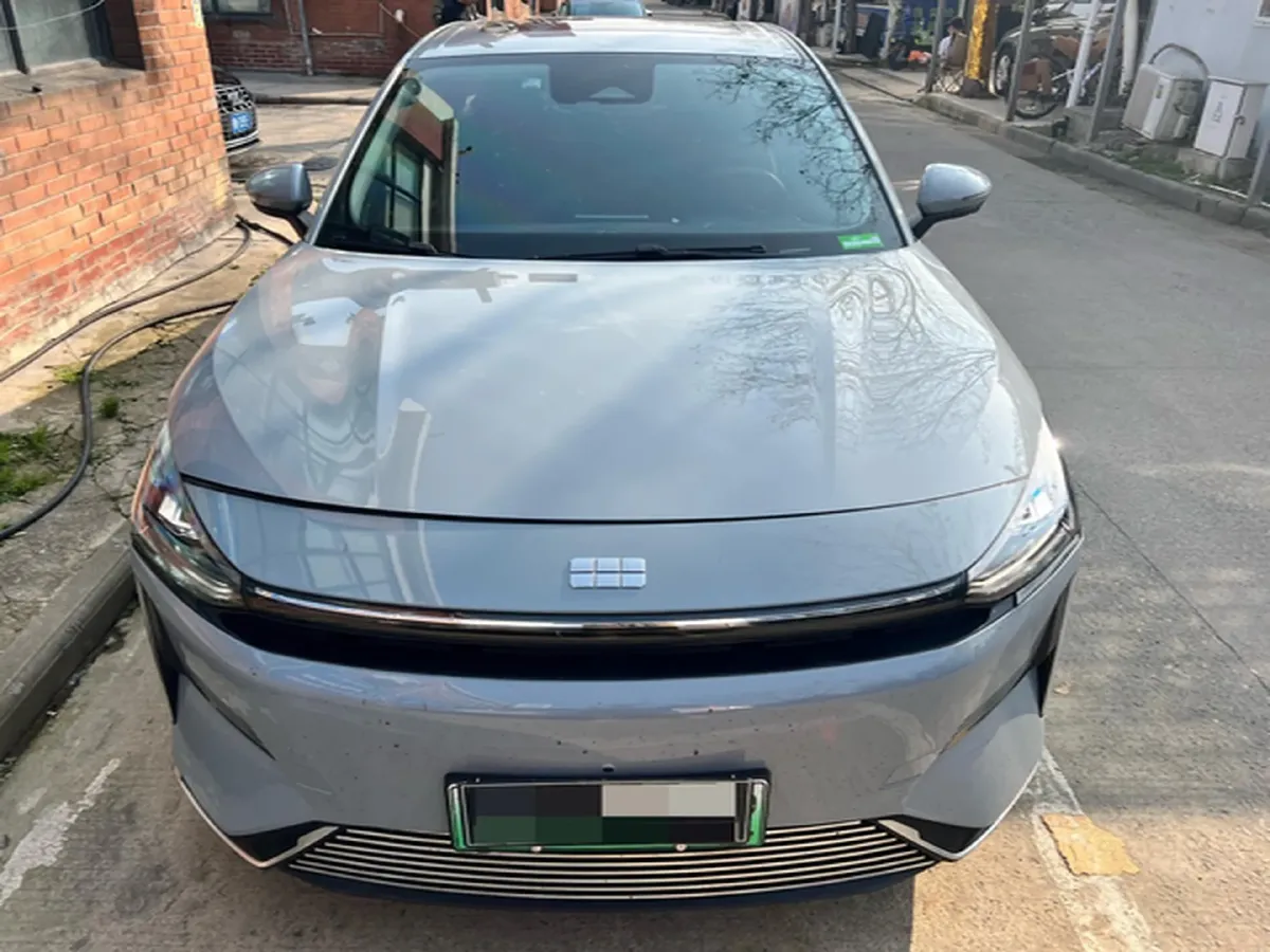 2024 Geely Galaxy L6 1.5T 163HP L4 3DHT PHEV,autocango,china used car exporter,china ev exporter,chinese used car exporter,chinese used ev exporter