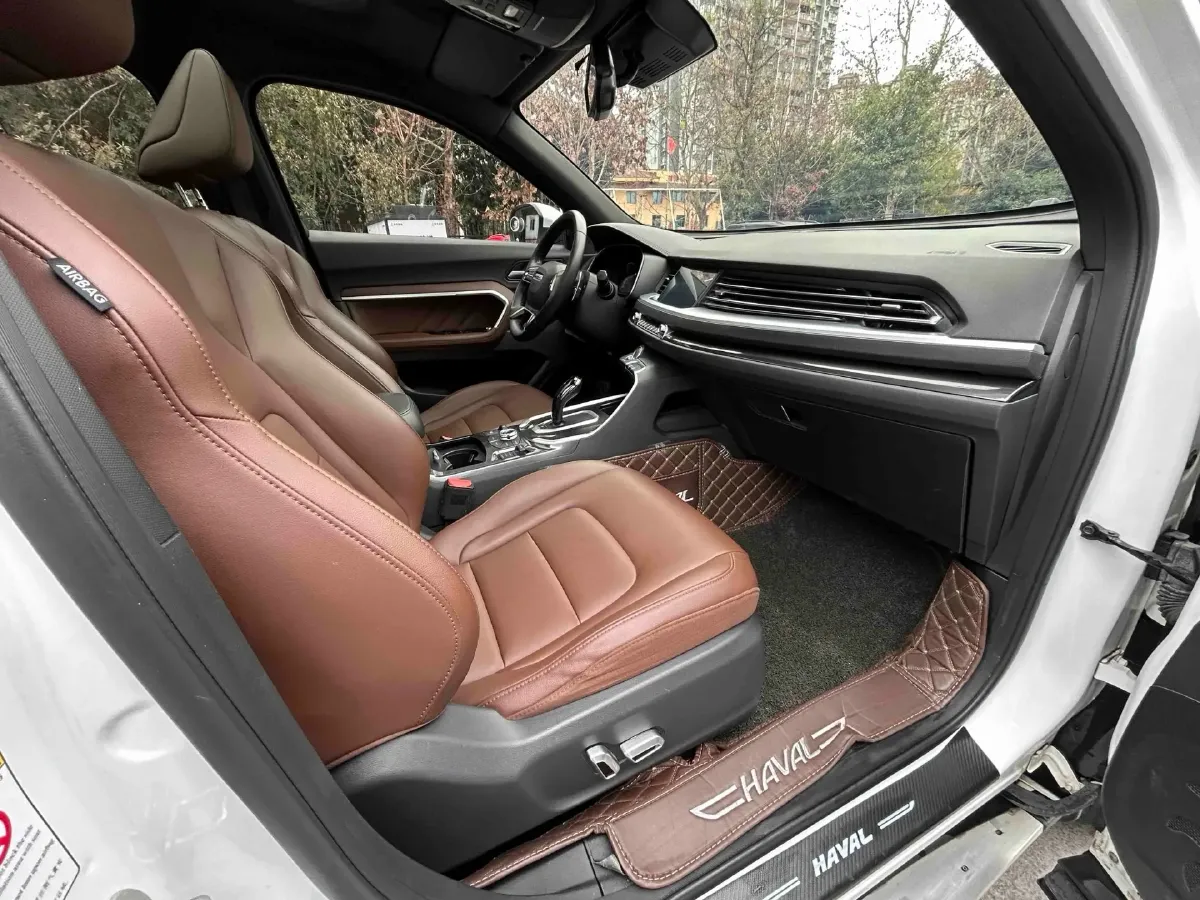 2019 Haval H6 1.5T 169HP L4 7DCT,autocango,china used car exporter,china ev exporter,chinese used car exporter,chinese used ev exporter