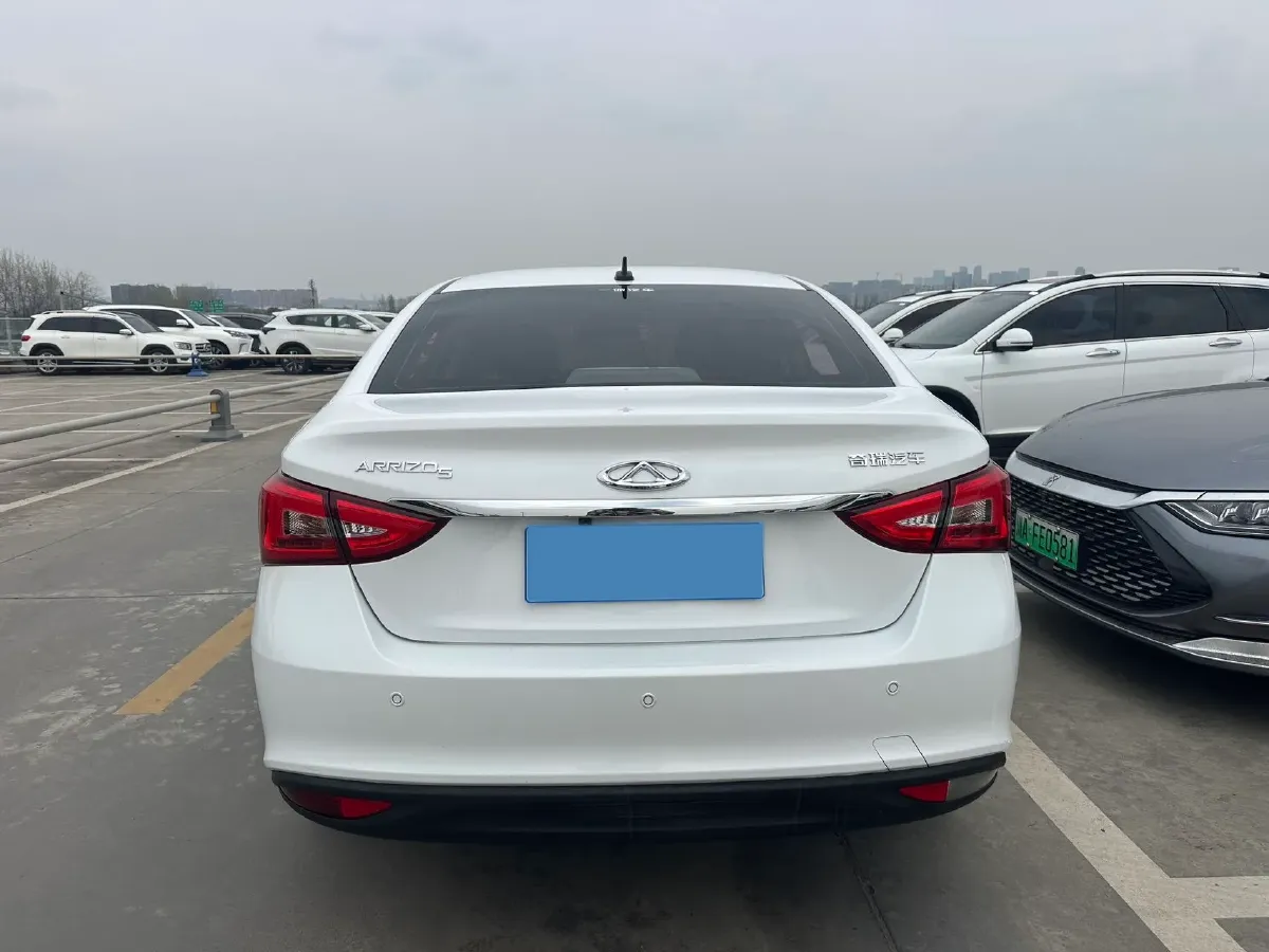 2024 Chery Arrizo 5 1.5L 120HP L4 5MT,autocango,china used car exporter,china ev exporter,chinese used car exporter,chinese used ev exporter