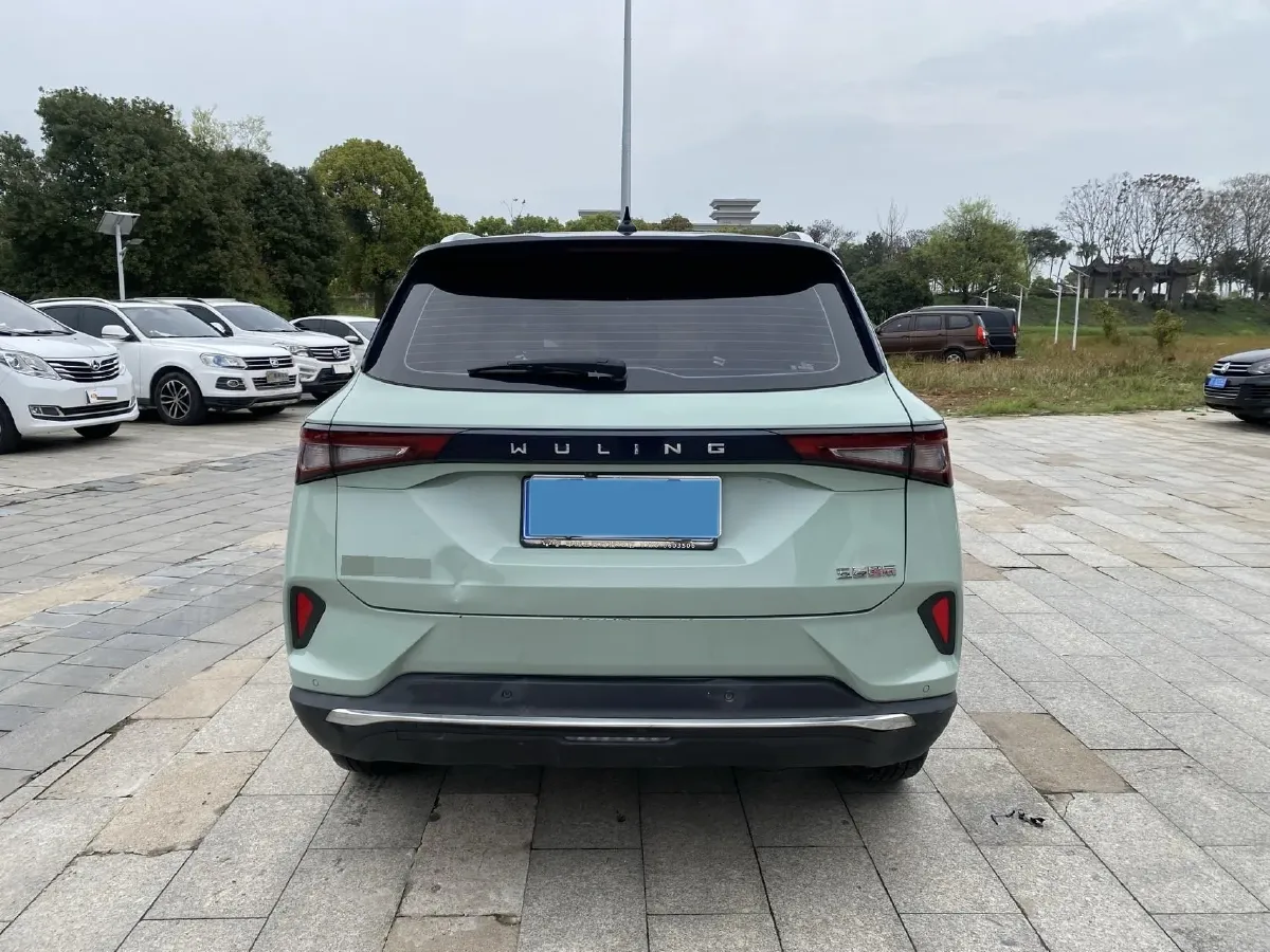 2021 WuLing XingChen 1.5T 147HP L4 CVT,autocango,china used car exporter,china ev exporter,chinese used car exporter,chinese used ev exporter