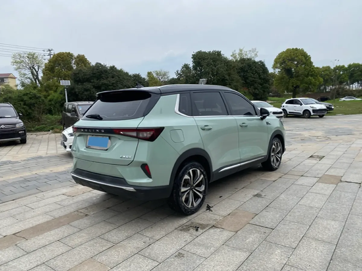 2021 WuLing XingChen 1.5T 147HP L4 CVT,autocango,china used car exporter,china ev exporter,chinese used car exporter,chinese used ev exporter