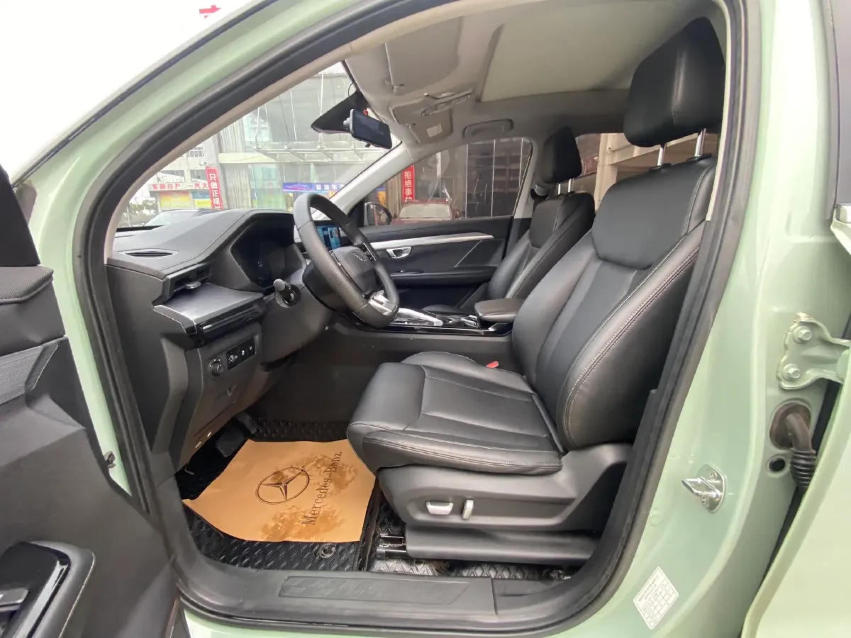 2021 WuLing XingChen 1.5T 147HP L4 CVT,autocango,china used car exporter,china ev exporter,chinese used car exporter,chinese used ev exporter