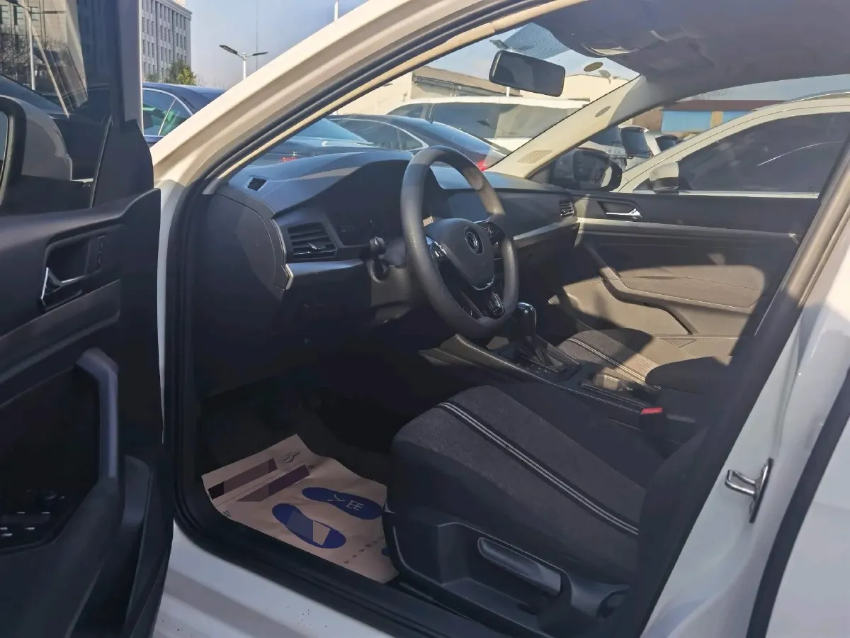 2022 BeiJing Auto X7 1.5T 188HP L4 7DCT,autocango,china used car exporter,china ev exporter,chinese used car exporter,chinese used ev exporter