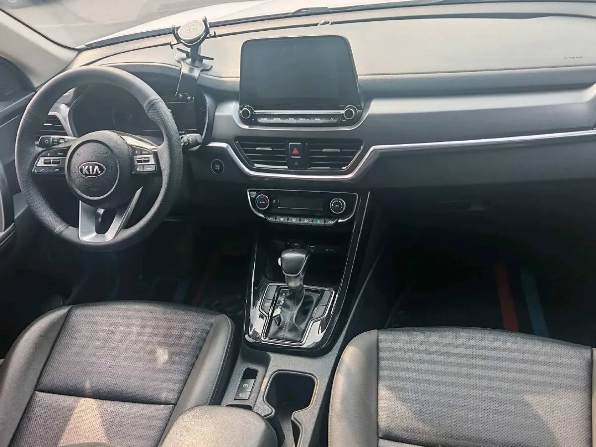 2018 Kia Sportage R 2.0L 160HP L4 6AT,autocango,china used car exporter,china ev exporter,chinese used car exporter,chinese used ev exporter