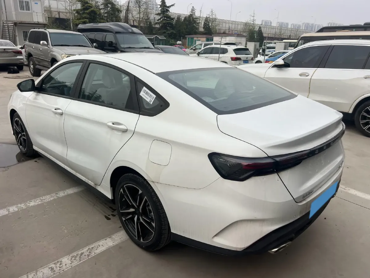 2025 Geely Emgrand 1.5L 127HP L4 CVT,autocango,china used car exporter,china ev exporter,chinese used car exporter,chinese used ev exporter
