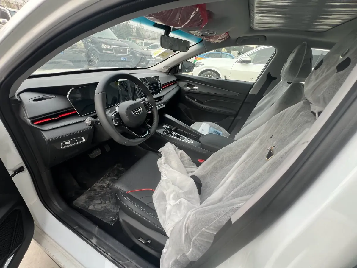 2025 Geely Emgrand 1.5L 127HP L4 CVT,autocango,china used car exporter,china ev exporter,chinese used car exporter,chinese used ev exporter