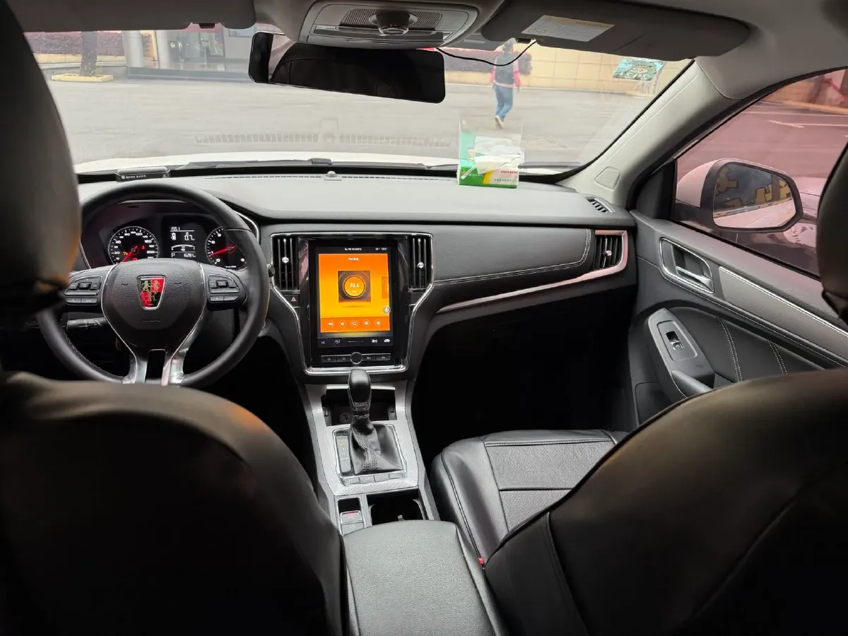 2020 Roewe i6 1.5T 169HP L4 7DCT,autocango,china used car exporter,china ev exporter,chinese used car exporter,chinese used ev exporter