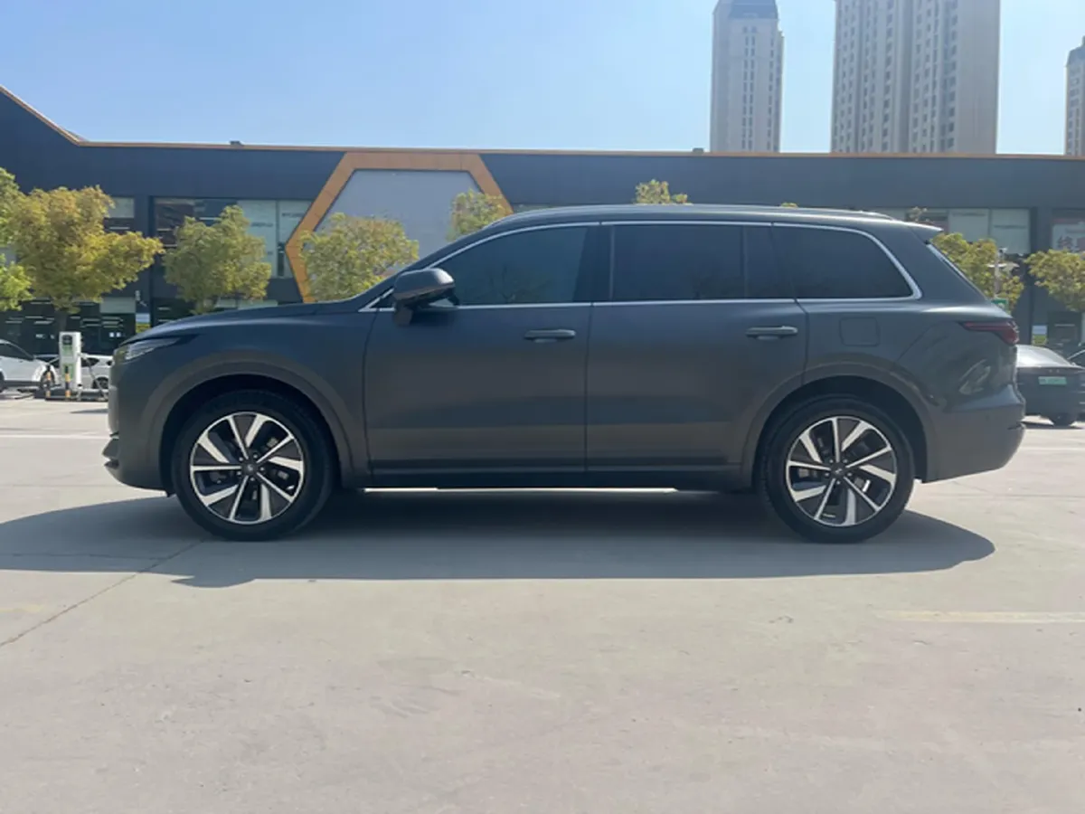 2021 Li ONE Range Extended 131HP REEV 40.5KWH,autocango,china used car exporter,china ev exporter,chinese used car exporter,chinese used ev exporter