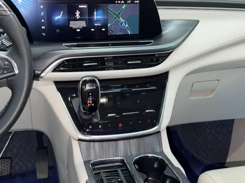 2022 Buick GL8 2.0T 237HP L4 9AT,autocango,china used car exporter,china ev exporter,chinese used car exporter,chinese used ev exporter