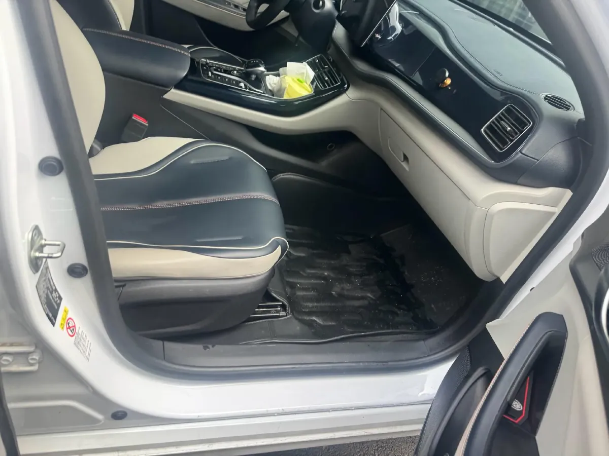 2021 Haval F7 1.5T 169HP L4 7DCT,autocango,china used car exporter,china ev exporter,chinese used car exporter,chinese used ev exporter