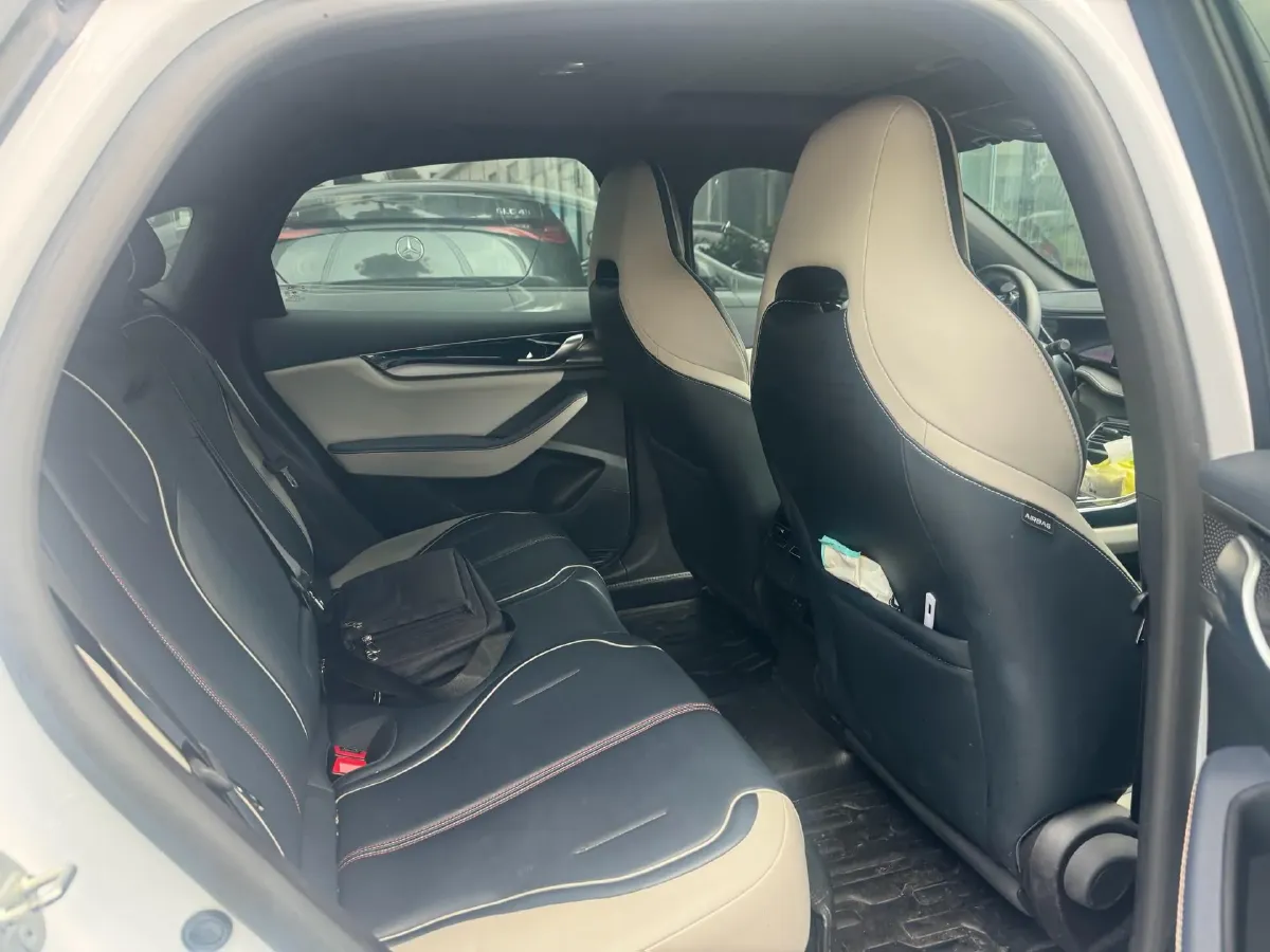 2021 Haval F7 1.5T 169HP L4 7DCT,autocango,china used car exporter,china ev exporter,chinese used car exporter,chinese used ev exporter