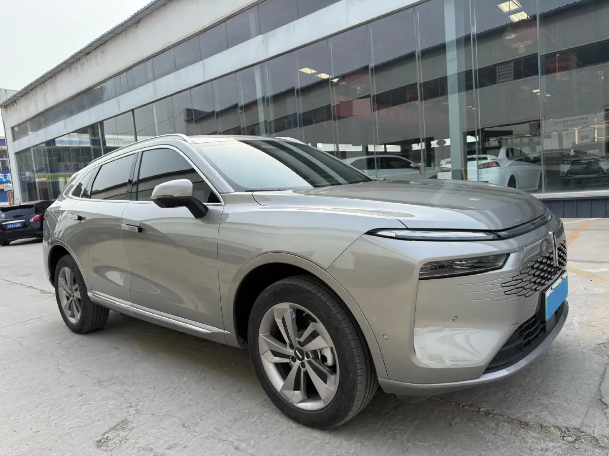 2023 WEY Mocha 1.5T 156HP L4 2DHT PHEV 34KWH,autocango,china used car exporter,china ev exporter,chinese used car exporter,chinese used ev exporter
