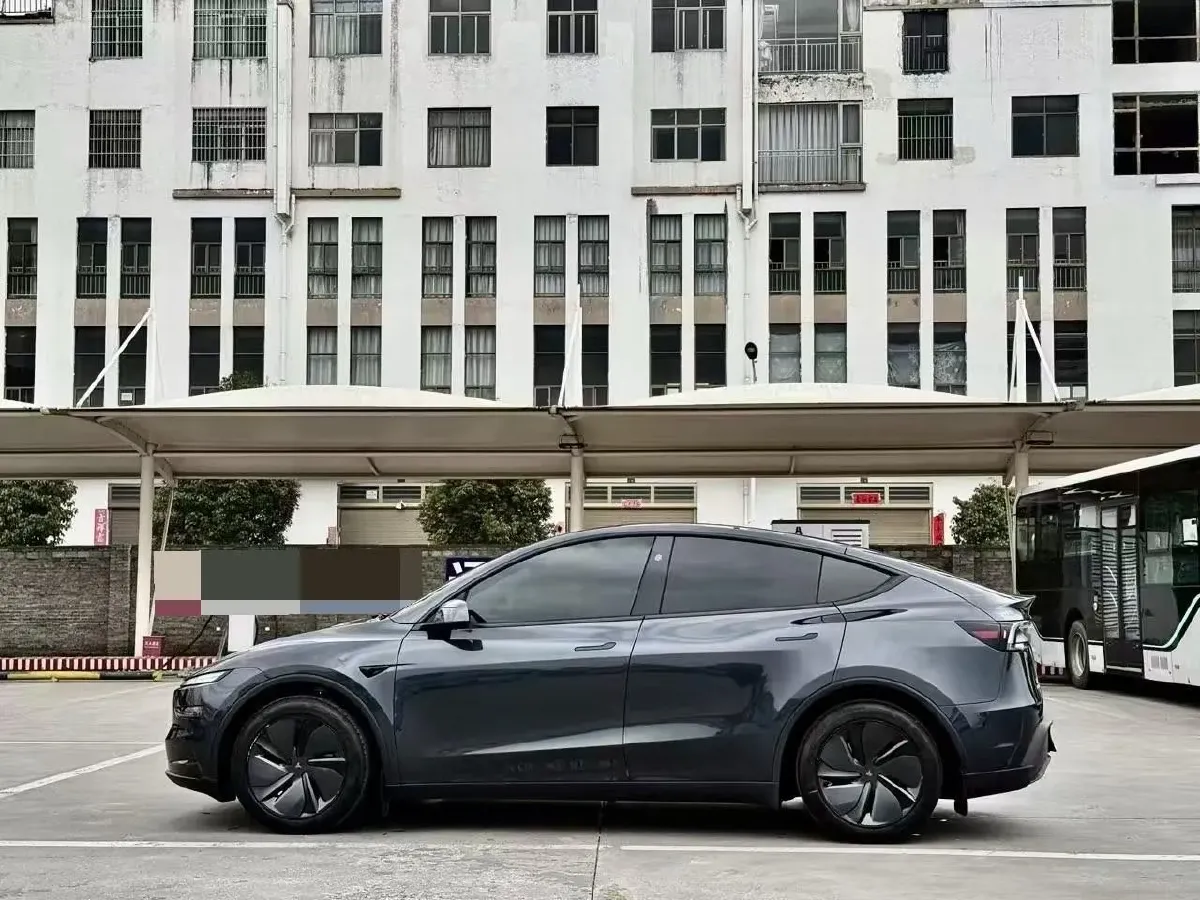 2024 Iveco OuSheng BEV 77.28KWH,autocango,china used car exporter,china ev exporter,chinese used car exporter,chinese used ev exporter