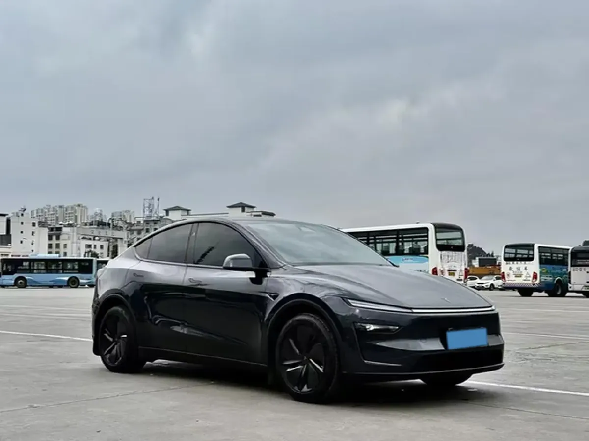 2024 Iveco OuSheng BEV 77.28KWH,autocango,china used car exporter,china ev exporter,chinese used car exporter,chinese used ev exporter