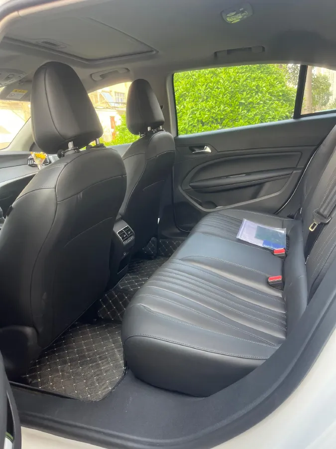 2022 Peugeot 408 1.6T 170HP L4 6AT,autocango,china used car exporter,china ev exporter,chinese used car exporter,chinese used ev exporter