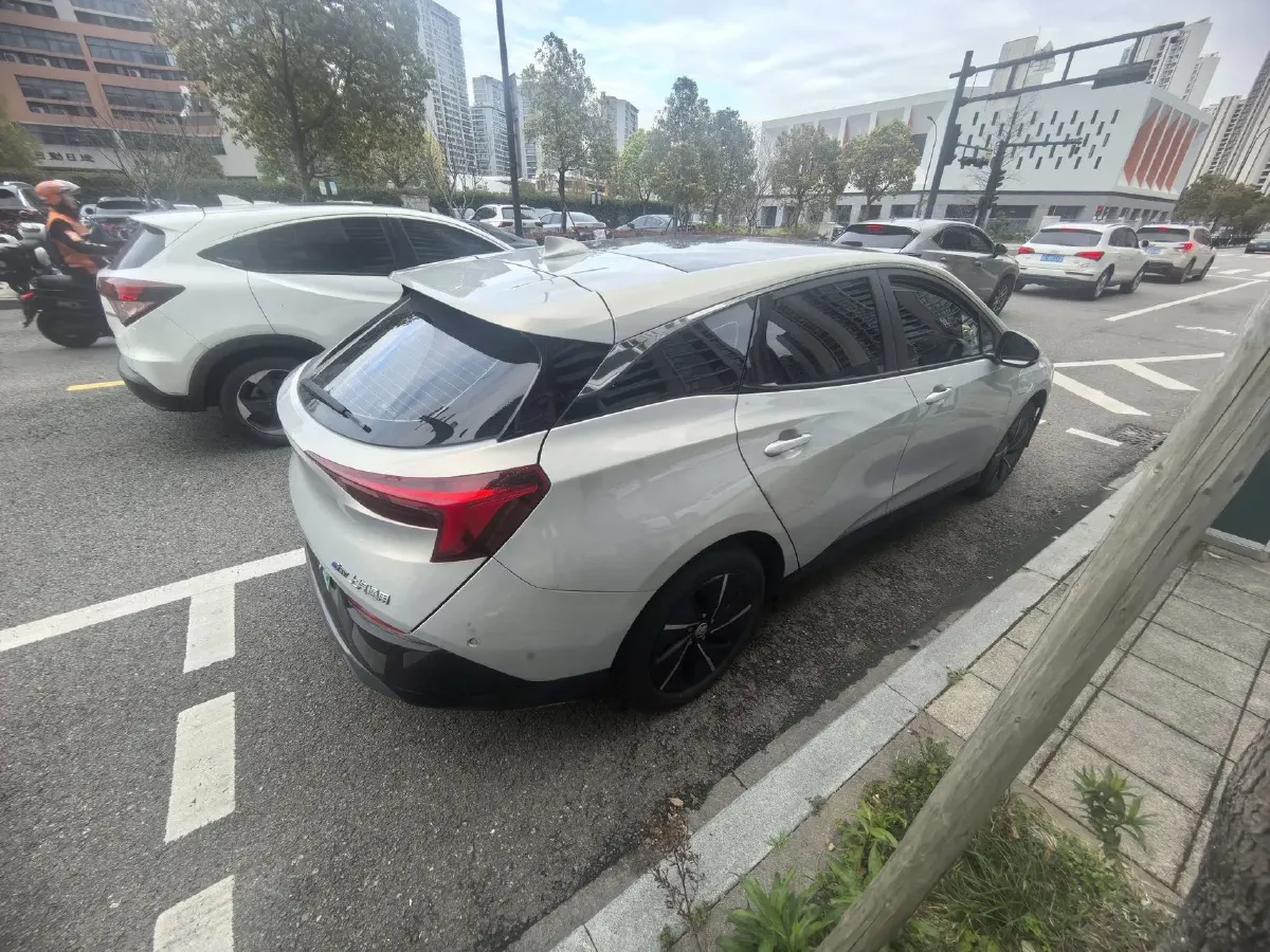 2023 Buick Velite 6 BEV 50.3KWH,autocango,china used car exporter,china ev exporter,chinese used car exporter,chinese used ev exporter