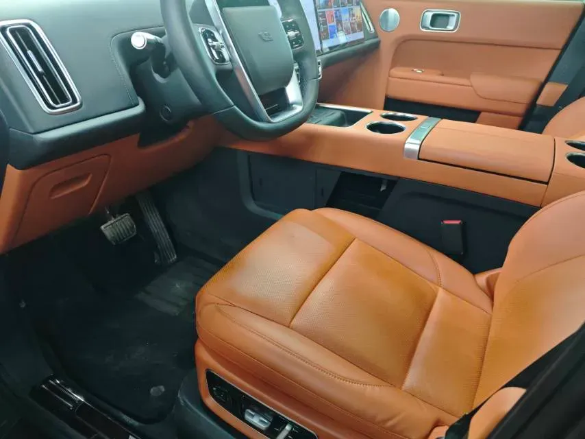 2022 Li L9 Range Extended 154HP REEV 42.6KWH,autocango,china used car exporter,china ev exporter,chinese used car exporter,chinese used ev exporter