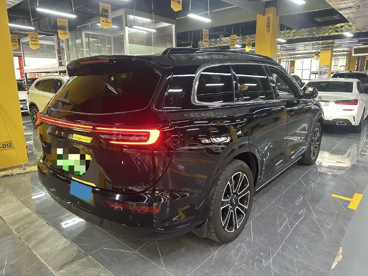 2024 AITO AITO M7 1.5T 152HP L4 REEV 38.5KWH,autocango,china used car exporter,china ev exporter,chinese used car exporter,chinese used ev exporter