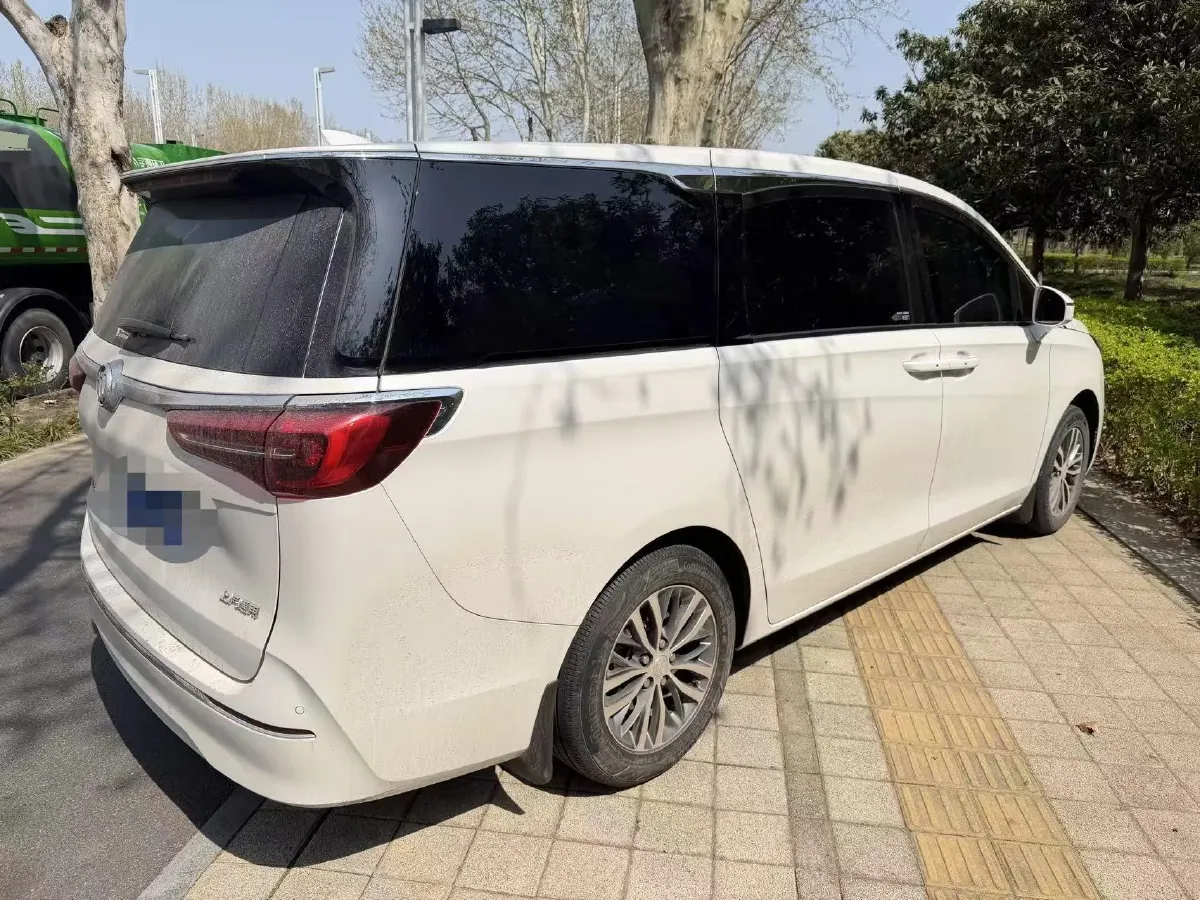 2022 Buick GL8 2.0T 237HP L4 9AT,autocango,china used car exporter,china ev exporter,chinese used car exporter,chinese used ev exporter