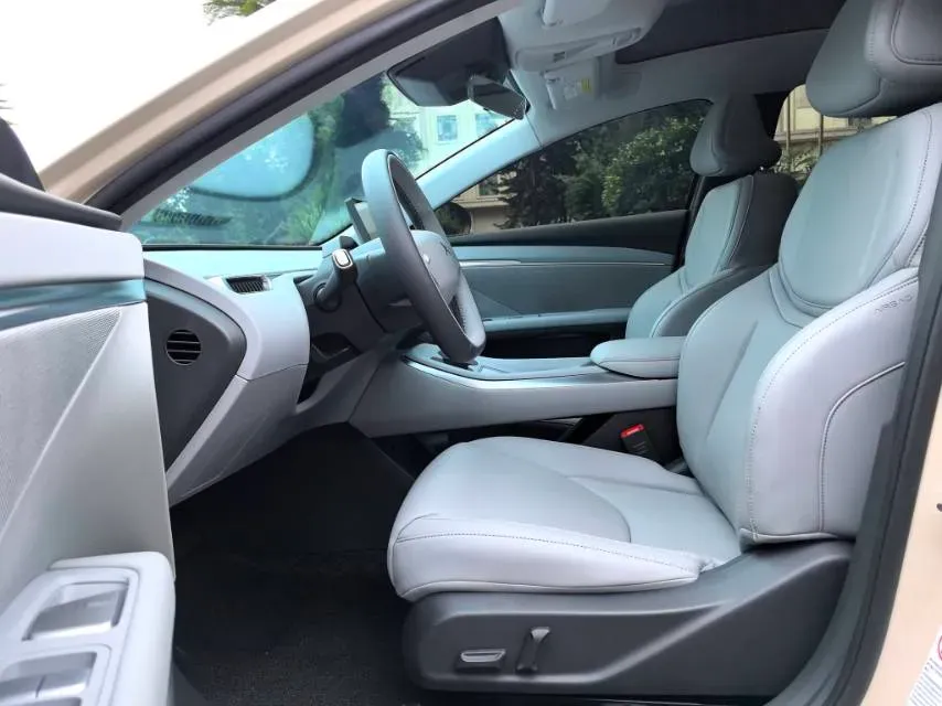 2024 Xpeng MONA M03 BEV 62.2KWH,autocango,china used car exporter,china ev exporter,chinese used car exporter,chinese used ev exporter