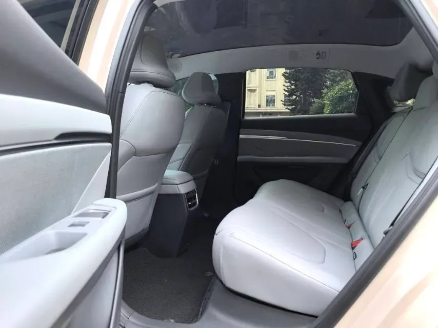 2024 Xpeng MONA M03 BEV 62.2KWH,autocango,china used car exporter,china ev exporter,chinese used car exporter,chinese used ev exporter