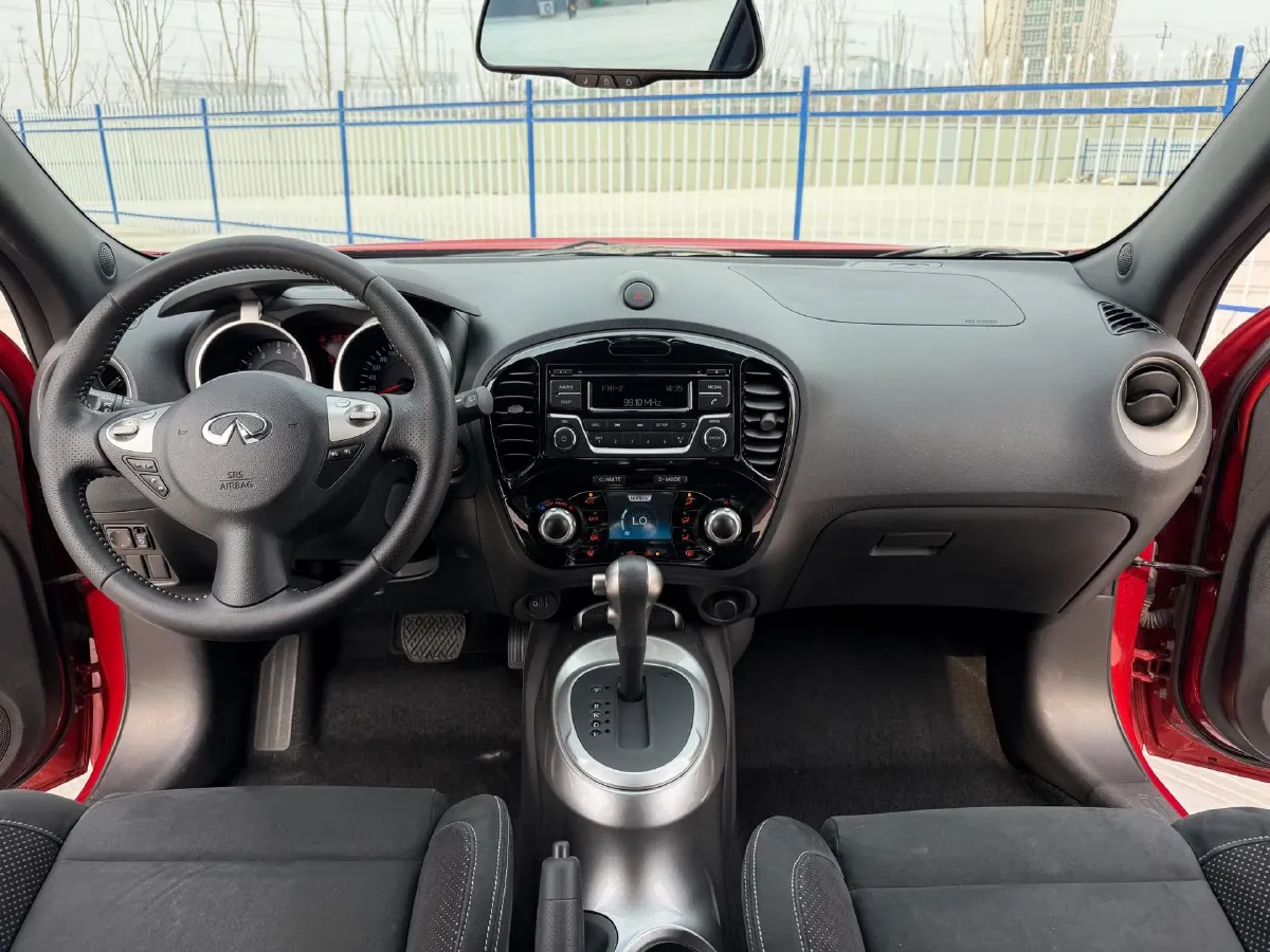 2014 Infiniti ESQ 1.6L 116HP L4 CVT,autocango,china used car exporter,china ev exporter,chinese used car exporter,chinese used ev exporter