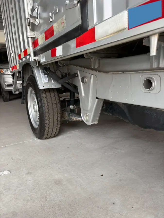 2023 WuLing RongGuang New Truck 1.5L 102HP L4 5MT,autocango,china used car exporter,china ev exporter,chinese used car exporter,chinese used ev exporter