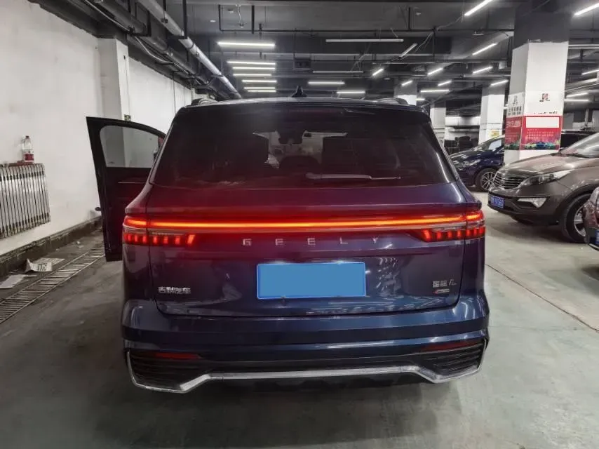 2021 Geely Monjaro 2.0T 238HP L4 8AT,autocango,china used car exporter,china ev exporter,chinese used car exporter,chinese used ev exporter