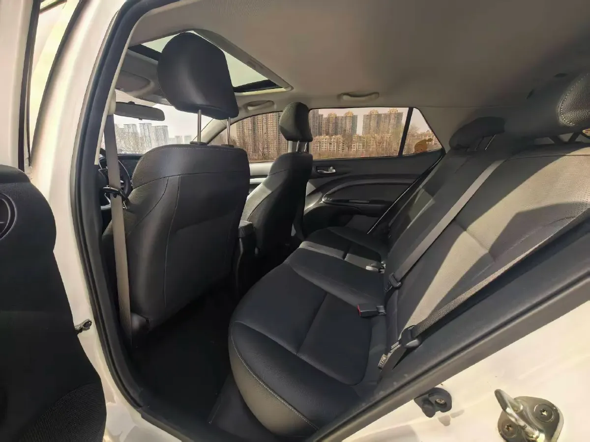 2021 Kia KX1 1.4L 100HP L4 CVT,autocango,china used car exporter,china ev exporter,chinese used car exporter,chinese used ev exporter