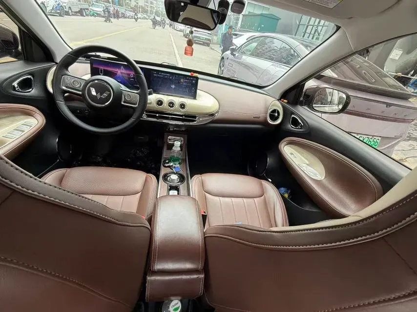 2023 WuLing BinGuo BEV 37.9KWH,autocango,china used car exporter,china ev exporter,chinese used car exporter,chinese used ev exporter