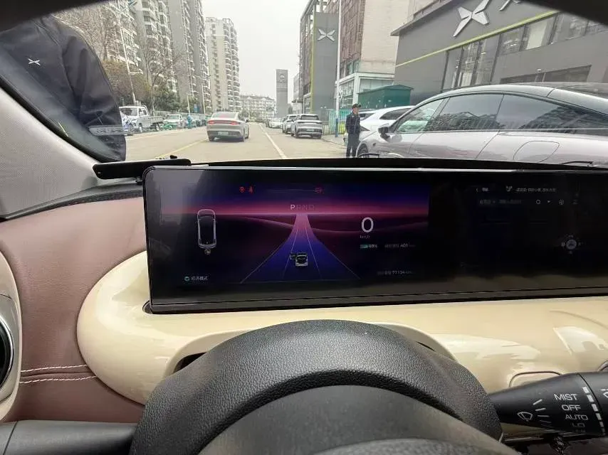 2023 WuLing BinGuo BEV 37.9KWH,autocango,china used car exporter,china ev exporter,chinese used car exporter,chinese used ev exporter